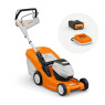 Tondeuse à batterie Stihl RMA 443 C  chez Melain motoculture à Saint Sauveur le Vicomte