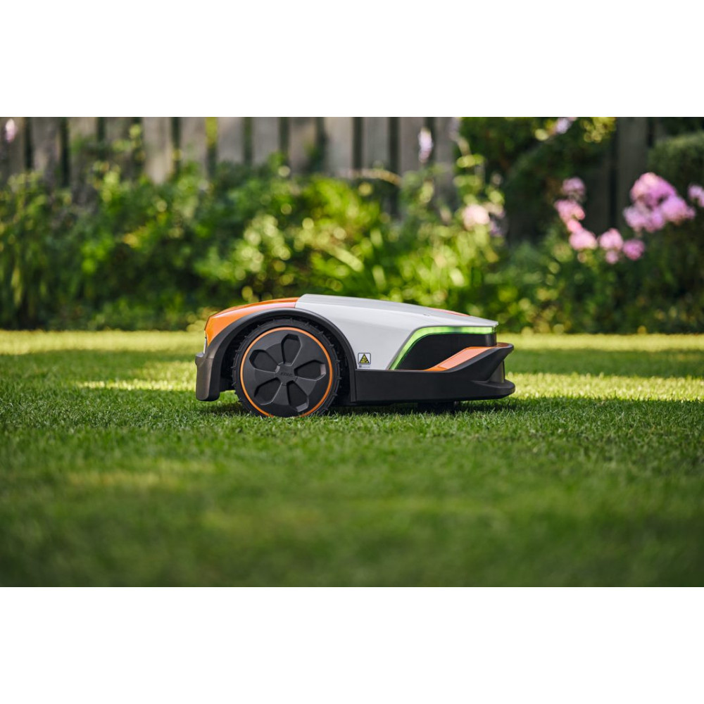 Robot de tonte Stihl IMOW 5 chez Melain motoculture