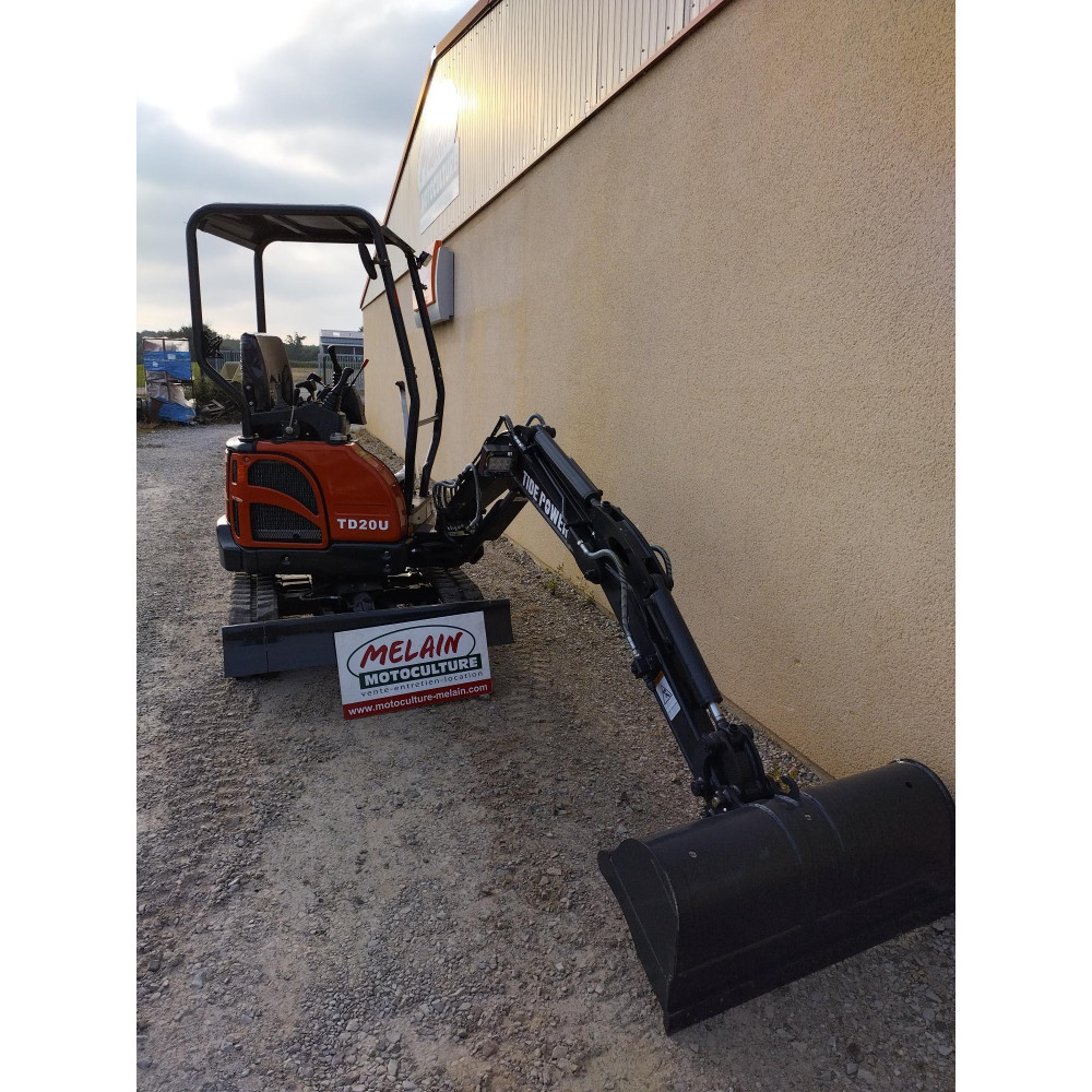 Mini Pelle TIDE POWER TD12 chez Melain Motoculture