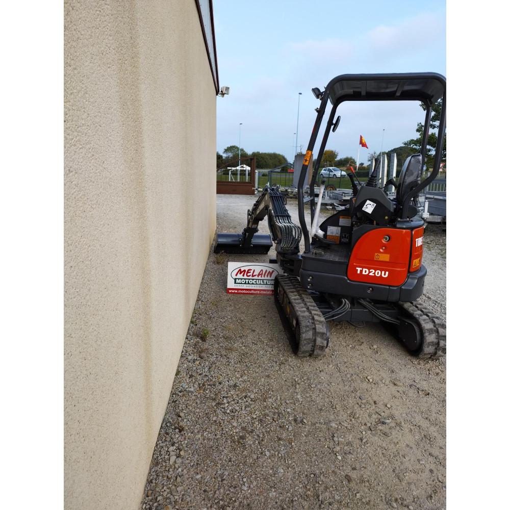 Mini Pelle TIDE POWER TD12 chez Melain Motoculture