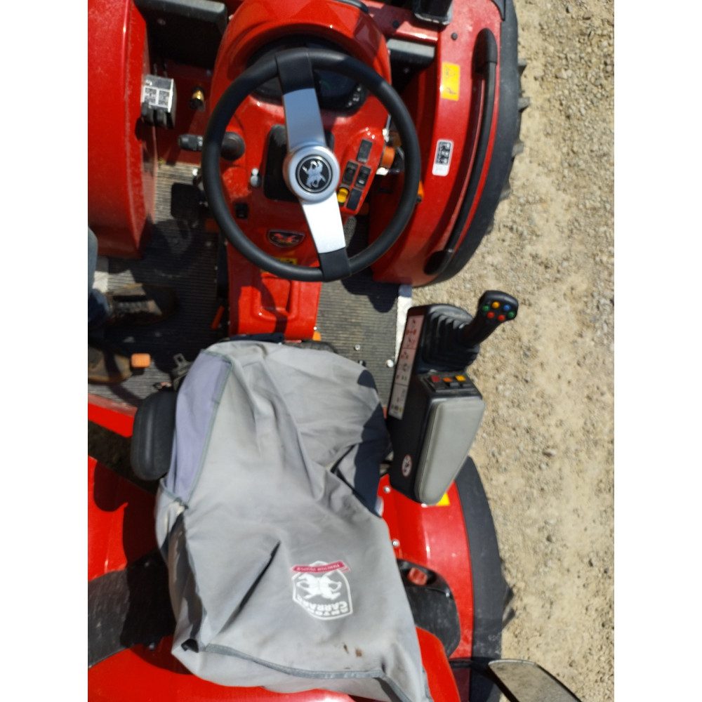 TRACTEUR à poste réversible ANTONIO CARRARO TTR4800 HST chez Melain Motoculture