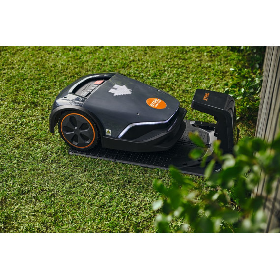 Robot de tonte Stihl IMOW 7 EVO chez Melain motoculture