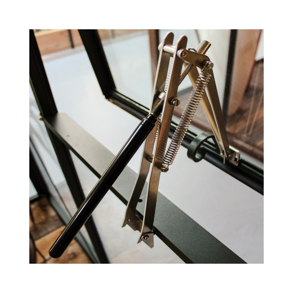 Ouverture automatique de lucarne chez MELAIN MOTOCULTURE