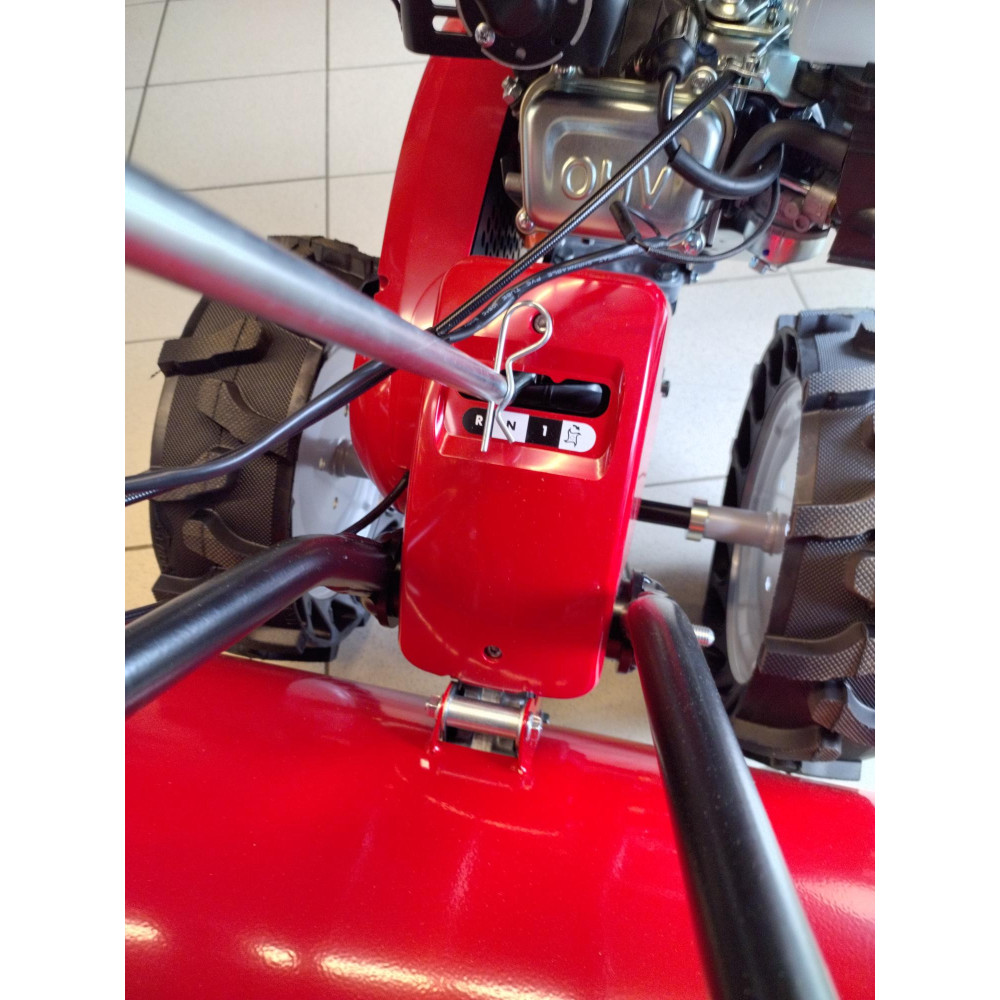Fraises arrières SENTAR FAS48R, avec roues increvables chez MELAIN MOTOCULTURE